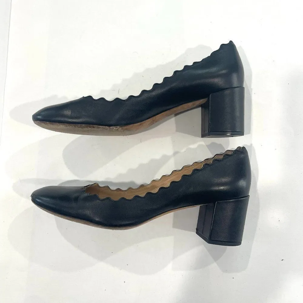 Chloe Lauren Leather Pumps - Size 37 1/2.